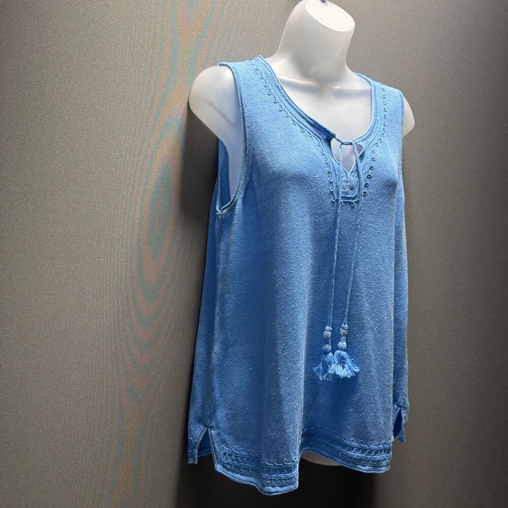 TOMMY BAHAMA 100% Linen Tie Neckline Sleeveless Embellished Top Size Large - Picture 3 of 10